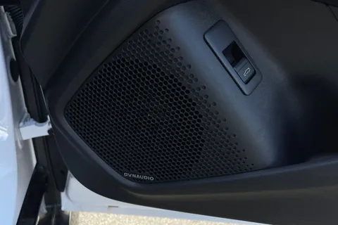  BYD SEAL 82.5kWh Design Auto 4dr Thumbnail #37