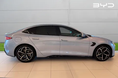  BYD SEAL 82.5kWh Design Auto 4dr Thumbnail #4