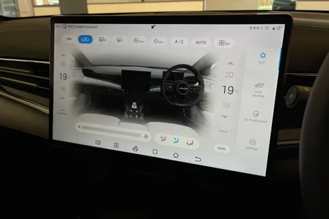  BYD SEAL 82.5kWh Design Auto 4dr Thumbnail #19