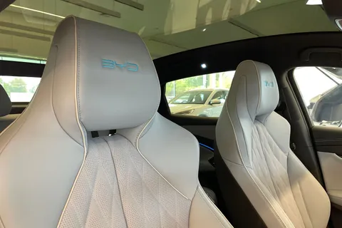  BYD SEAL 82.5kWh Design Auto 4dr Thumbnail #21