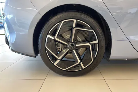  BYD SEAL 82.5kWh Design Auto 4dr Thumbnail #22