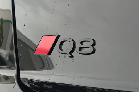  Audi Q8 3.0 TDI V6 50 Black Edition Tiptronic quattro Euro 6 (s/s) 5dr Thumbnail #49