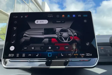 Volkswagen ID.3 Pro S 77kWh Match Auto 5dr (5Seat) Thumbnail #22