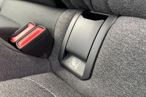 Volkswagen ID.3 Pro S 77kWh Match Auto 5dr (5Seat) Thumbnail #35