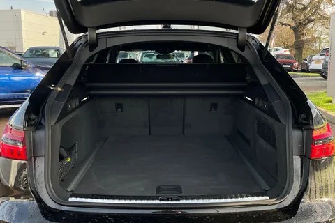 Audi A6 Avant 2.0 TDI 40 Black Edition S Tronic quattro Euro 6 (s/s) 5dr Thumbnail #7