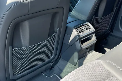  Audi A6 Avant 2.0 TFSI 40 Black Edition S Tronic Euro 6 (s/s) 5dr Thumbnail #43