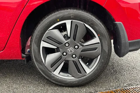 13 of 56 for Honda Jazz 1.5 h i-MMD Advance eCVT Euro 6 (s/s) 5dr