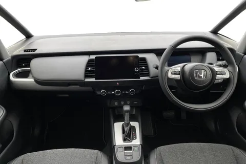 16 of 56 for Honda Jazz 1.5 h i-MMD Advance eCVT Euro 6 (s/s) 5dr