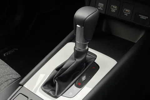 21 of 56 for Honda Jazz 1.5 h i-MMD Advance eCVT Euro 6 (s/s) 5dr