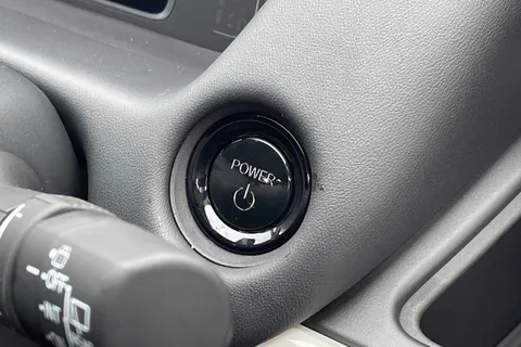 29 of 56 for Honda Jazz 1.5 h i-MMD Advance eCVT Euro 6 (s/s) 5dr