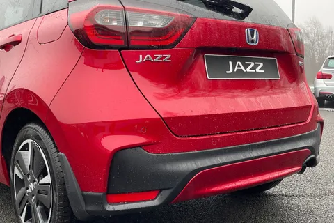 33 of 56 for Honda Jazz 1.5 h i-MMD Advance eCVT Euro 6 (s/s) 5dr