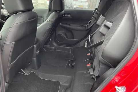 37 of 56 for Honda Jazz 1.5 h i-MMD Advance eCVT Euro 6 (s/s) 5dr