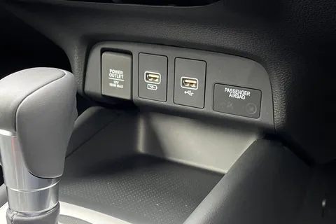 43 of 56 for Honda Jazz 1.5 h i-MMD Advance eCVT Euro 6 (s/s) 5dr