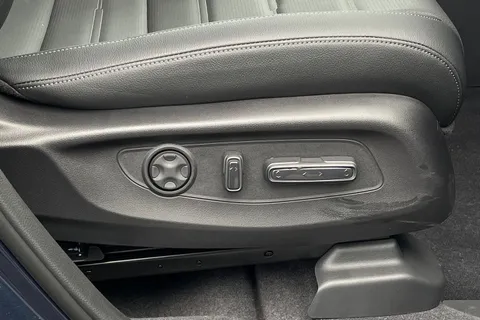 Honda CR-V 2.0 h i-MMD Elegance eCVT 4WD Euro 6 (s/s) 5dr Thumbnail #29