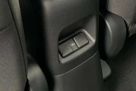  Honda Jazz 1.5 h i-MMD Crosstar Advance eCVT Euro 6 (s/s) 5dr Thumbnail #32