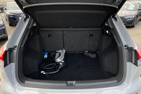 PN73NZU Audi Q4 e-tron Q4  Sport 35 e-tron  125,00 kW Thumbnail #7