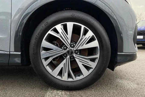 PN73NZU Audi Q4 e-tron Q4  Sport 35 e-tron  125,00 kW Thumbnail #10