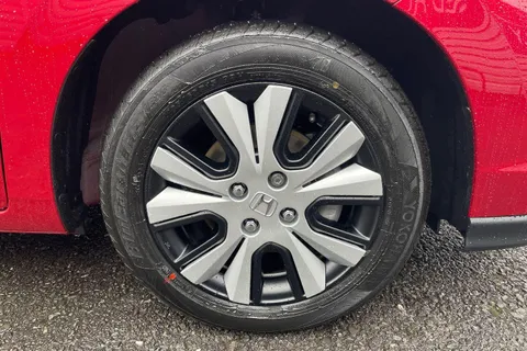 23 of 43 for Honda Jazz 1.5 h i-MMD Elegance eCVT Euro 6 (s/s) 5dr