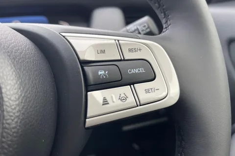 25 of 43 for Honda Jazz 1.5 h i-MMD Elegance eCVT Euro 6 (s/s) 5dr