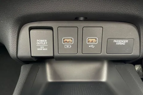 31 of 43 for Honda Jazz 1.5 h i-MMD Elegance eCVT Euro 6 (s/s) 5dr