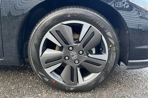 22 of 41 for Honda Jazz 1.5 h i-MMD Advance Hatchback 5dr Petrol Hybrid eCVT Euro 6 (s/s) (122 ps)