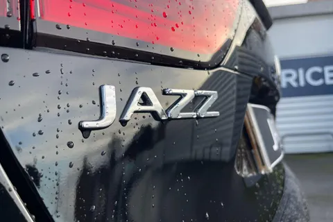 37 of 41 for Honda Jazz 1.5 h i-MMD Advance Hatchback 5dr Petrol Hybrid eCVT Euro 6 (s/s) (122 ps)