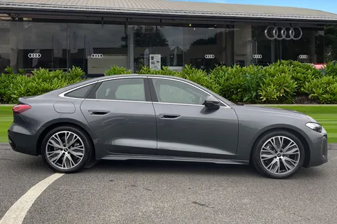 Audi A5 2.0 TDI Launch Edition Saloon S Tronic Euro 6 (s/s) 5dr Thumbnail #4