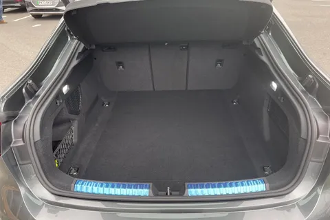 Audi A5 2.0 TDI Launch Edition Saloon S Tronic Euro 6 (s/s) 5dr Thumbnail #10