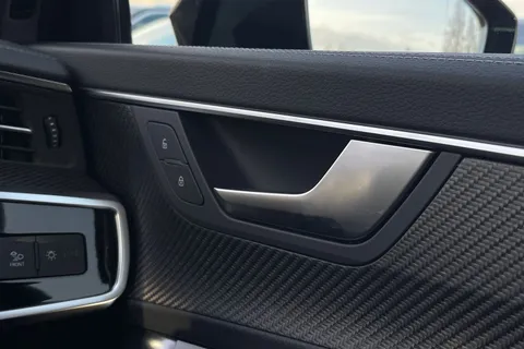 BK75HFU Audi A6 Avant Avant Black Edition 40 TDI quattro 204 PS S tronic Thumbnail #21