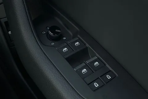 BK75HFU Audi A6 Avant Avant Black Edition 40 TDI quattro 204 PS S tronic Thumbnail #41