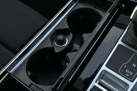 BK75HFU Audi A6 Avant Avant Black Edition 40 TDI quattro 204 PS S tronic Thumbnail #43