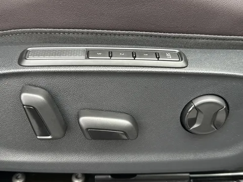 32 of 47 for CUPRA Terramar 2.0 TSI VZ2 SUV 5dr Petrol DSG 4Drive Euro 6 (s/s) (265 ps)