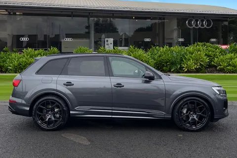 Audi Q7 3.0 TDI V6 50 Black Edition Tiptronic quattro Euro 6 (s/s) 5dr Thumbnail #4