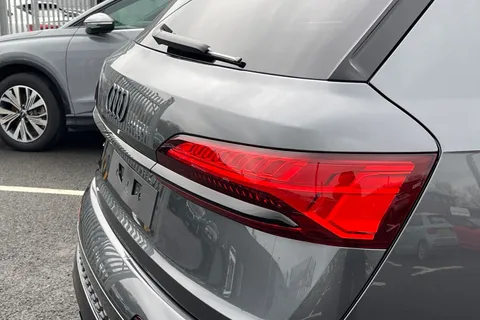Audi Q7 3.0 TDI V6 50 Black Edition Tiptronic quattro Euro 6 (s/s) 5dr Thumbnail #8