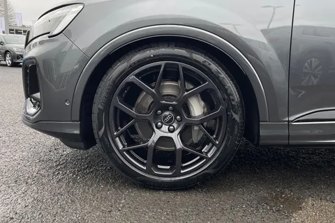 Audi Q7 3.0 TDI V6 50 Black Edition Tiptronic quattro Euro 6 (s/s) 5dr Thumbnail #11