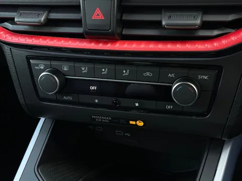  SEAT Arona 1.0 TSI FR Euro 6 (s/s) 5dr Thumbnail #19