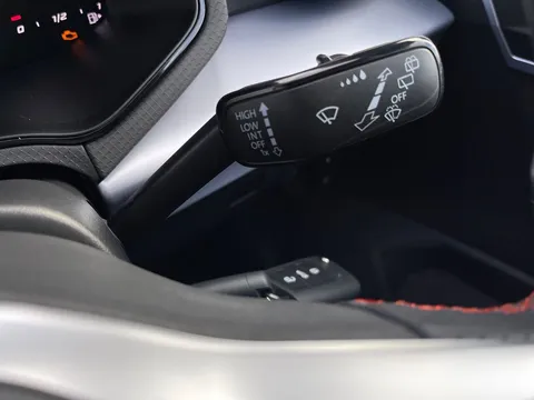  SEAT Arona 1.0 TSI FR Euro 6 (s/s) 5dr Thumbnail #51