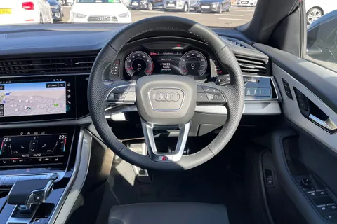 PL25EGX Audi Q8 SUV S line 50 TDI quattro 286 PS tiptronic Thumbnail #19