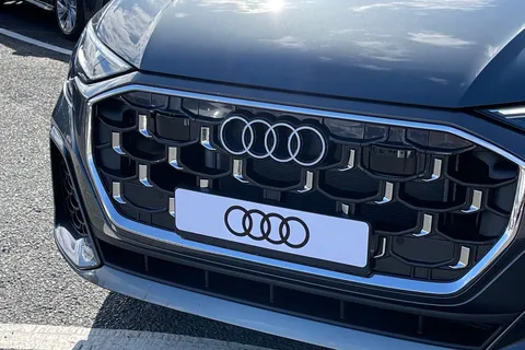 PL25EGX Audi Q8 SUV S line 50 TDI quattro 286 PS tiptronic Thumbnail #26