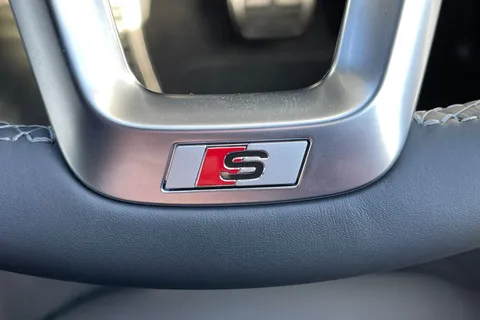 PL25EGX Audi Q8 SUV S line 50 TDI quattro 286 PS tiptronic Thumbnail #31