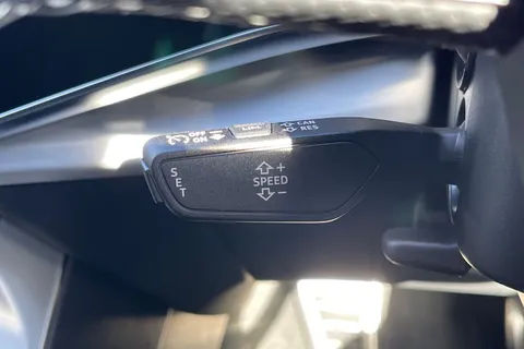 PL25EGX Audi Q8 SUV S line 50 TDI quattro 286 PS tiptronic Thumbnail #32