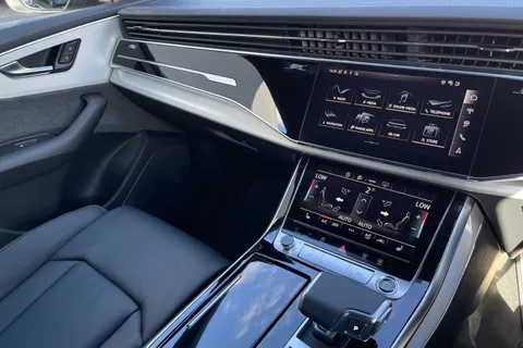 PL25EGX Audi Q8 SUV S line 50 TDI quattro 286 PS tiptronic Thumbnail #38