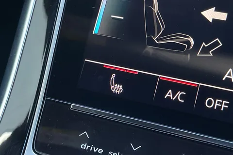 PL25EGX Audi Q8 SUV S line 50 TDI quattro 286 PS tiptronic Thumbnail #46