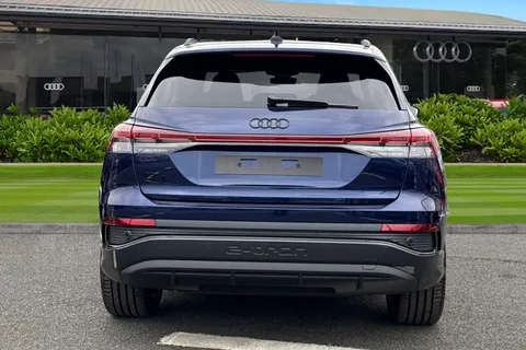 Audi Q4 e-tron 35 Black Edition Auto 5dr 55kWh Thumbnail #5