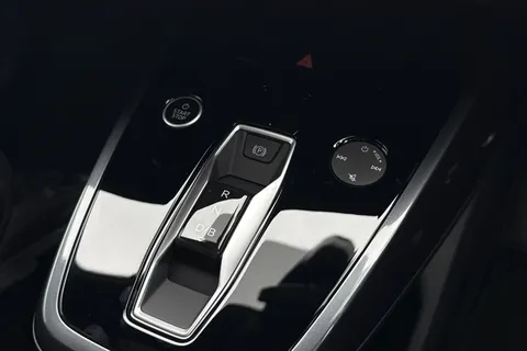  Audi Q4 e-tron 35 S line Auto 5dr 55kWh Thumbnail #23