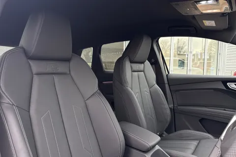  Audi Q4 e-tron 35 S line Auto 5dr 55kWh Thumbnail #24