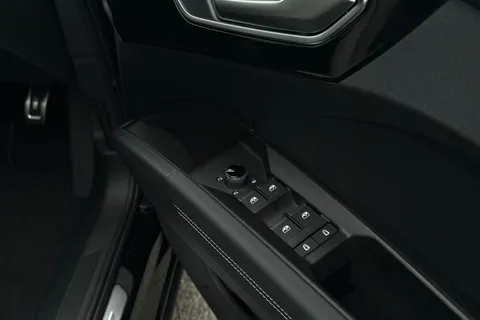  Audi Q4 e-tron 35 S line Auto 5dr 55kWh Thumbnail #29