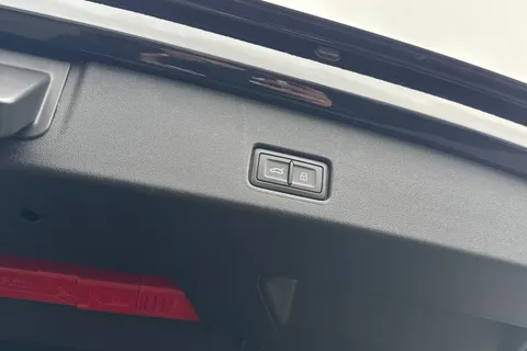  Audi Q4 e-tron 35 S line Auto 5dr 55kWh Thumbnail #30