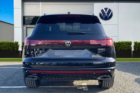 Volkswagen Touareg 3.0 TDI V6 Black Edition Tiptronic 4Motion Euro 6 (s/s) 5dr Thumbnail #5