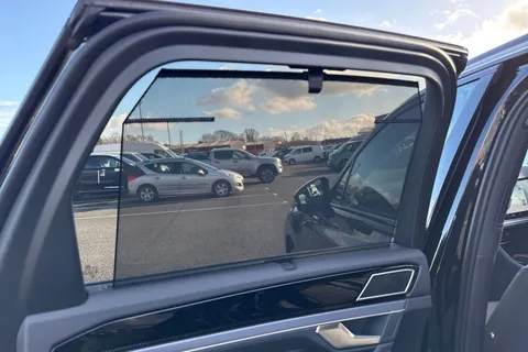 Volkswagen Touareg 3.0 TDI V6 Black Edition Tiptronic 4Motion Euro 6 (s/s) 5dr Thumbnail #39